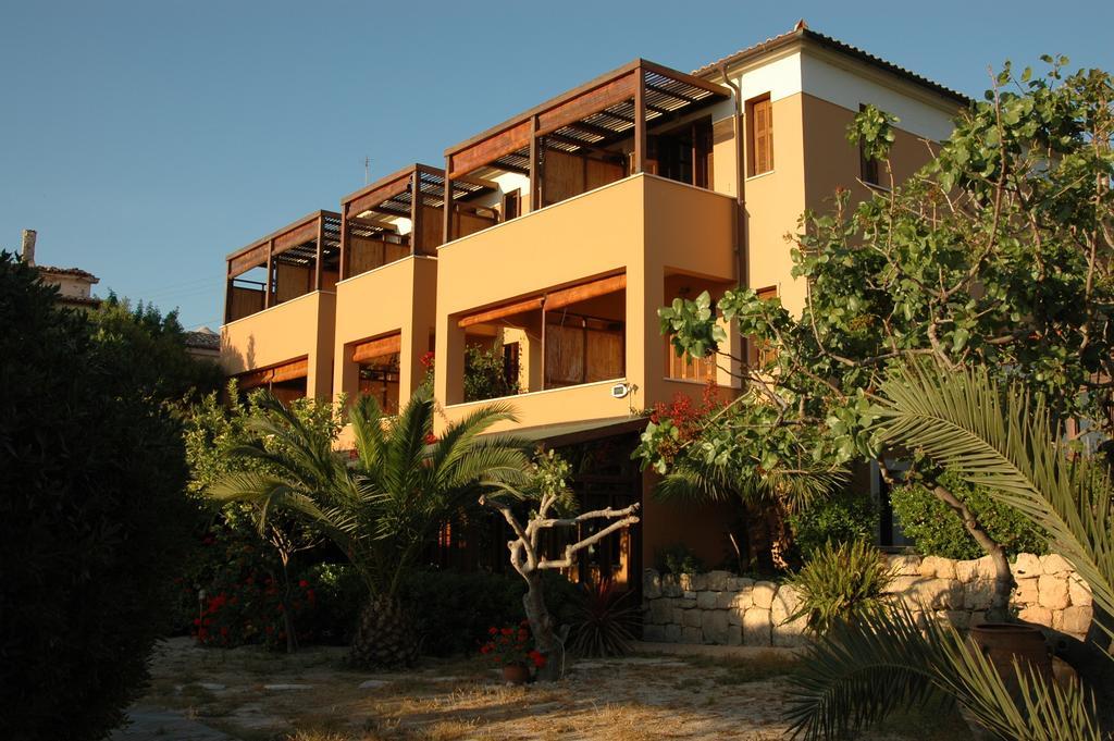 Rastoni Hotel Aegina المظهر الخارجي الصورة